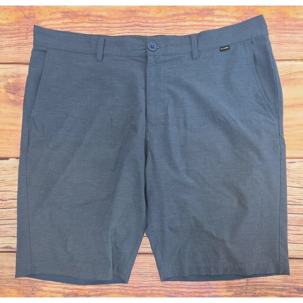 Travis Mathew Men's Flat Front Shorts in Blue